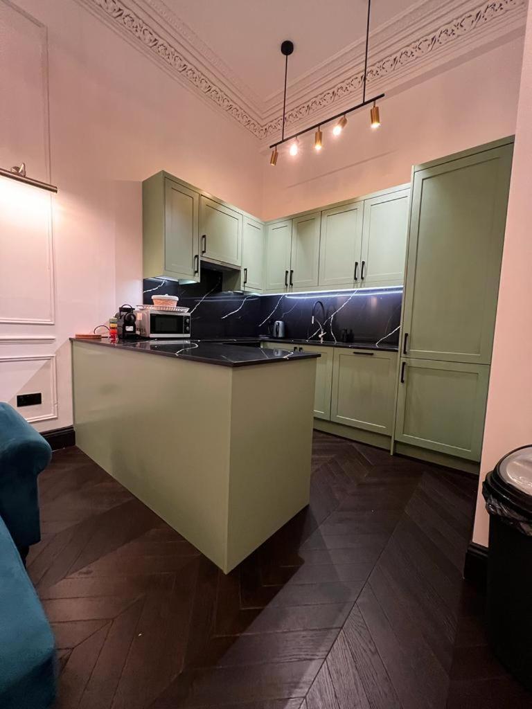 Earl'S Court Luxe Apartment 런던 외부 사진