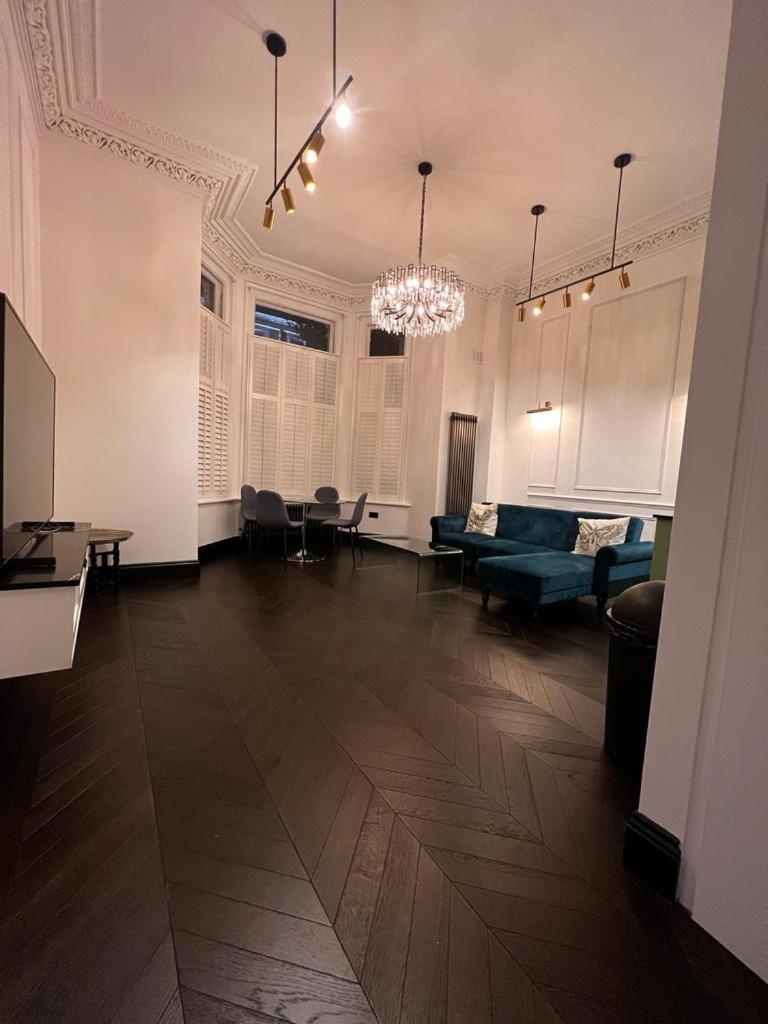 Earl'S Court Luxe Apartment 런던 외부 사진